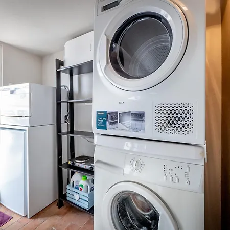 Stunning Terrace Chill In Semesterbostad *