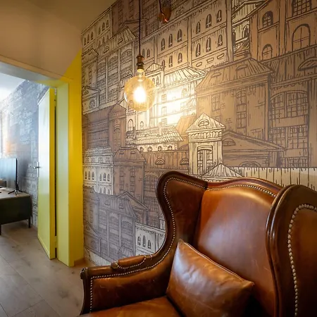 Semesterbostad Stunning Terrace Chill In *