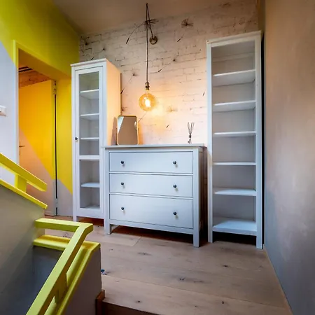 Stunning Terrace Chill In