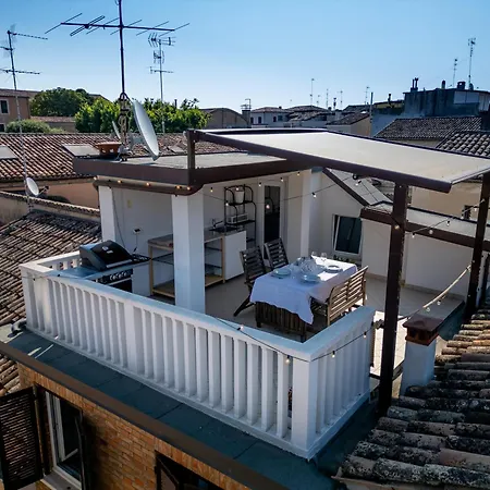 Stunning Terrace Chill In * 法诺