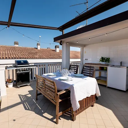 Stunning Terrace Chill In 파노