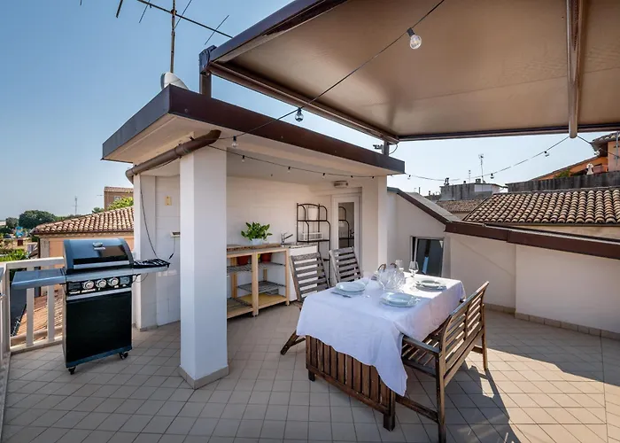 Stunning Terrace Chill In 度假居 *